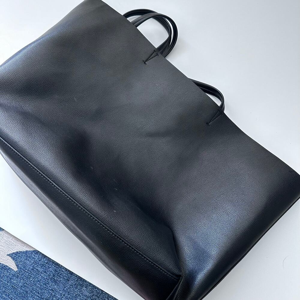 Victoria's Secret Large Faux Leather Tote Bag - Picture 10 of 11